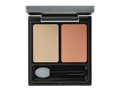 オレンジなどカラー補正でクマ消し（画像はコンシーラーの一例）